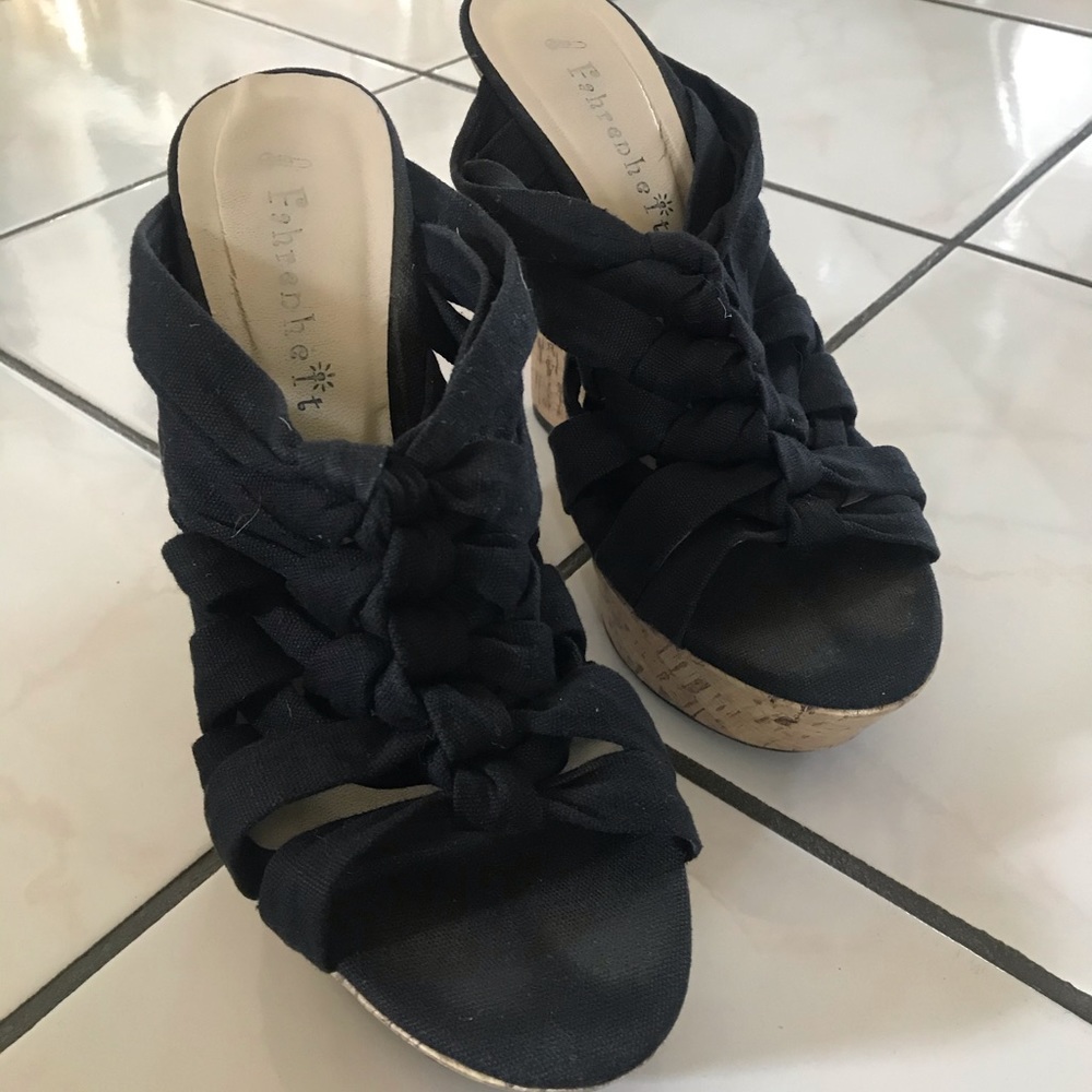 Fahrenheit weaved wedges